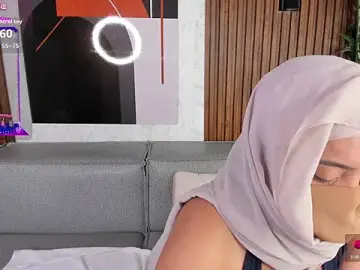 Stripchat Live Sex Cam of ZaynaSecret