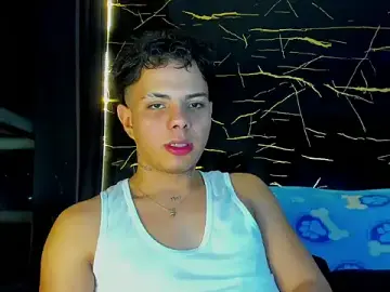 Stripchat Live Sex Cam of Alessandro_1610