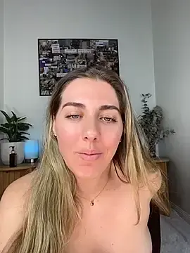 Stripchat Best live sex cam show of Aussielulu