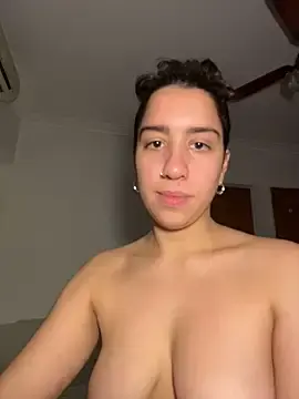 Stripchat Free Porn Cam of Souphicherry