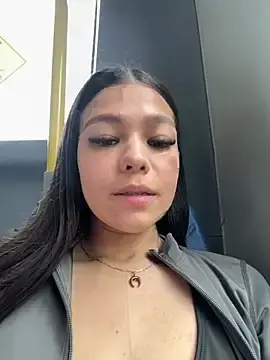 Stripchat Best Webcam of Alyshanon18