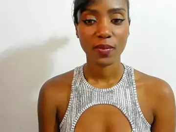 Stripchat Nude Webcam of Kalua_Brown