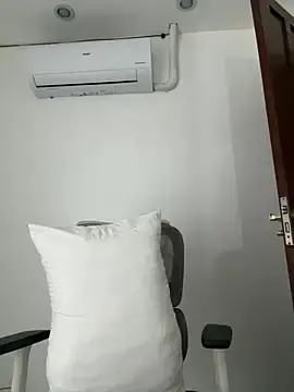Stripchat Adult Webcam of tsvivianaxxxxxxxx