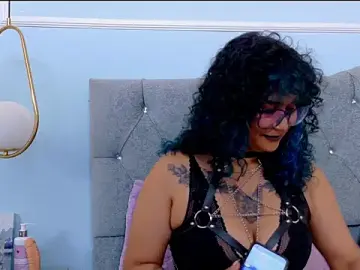 Stripchat Best live sex cam show of bella_trix01