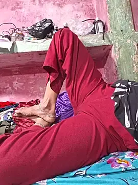 Stripchat Live Sex of SONIYABHABHI90