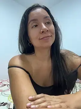 Stripchat Adult Webcams of emely_sexx20