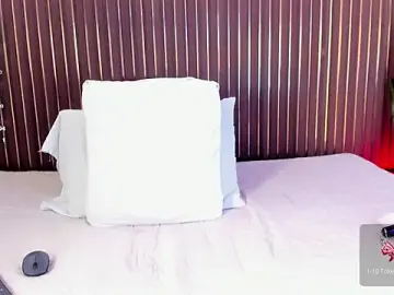 Stripchat Adult Webcams of mia_pineda