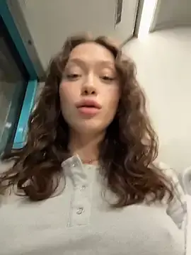 Stripchat Free Porn Cam of CityLynx