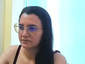 Stripchat Live Sex Cam of MARILYN_GARCIA