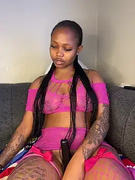 Stripchat Live Sex of InkLady444