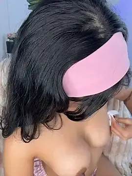 Stripchat Nude Webcam of _Emily_Thompson_