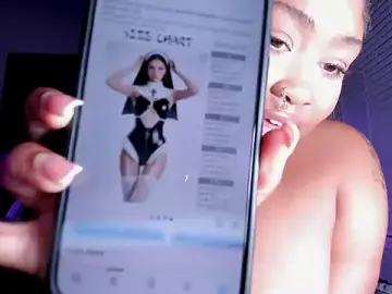 Stripchat Adult Webcam of lovelyzylah