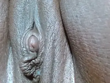 Stripchat Adult Webcam of morenahott1