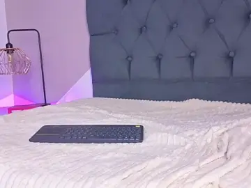 Stripchat Watch Live Sex Cams of sweet_kitty_4