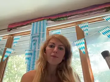 Stripchat Adult Webcam of CelestialRuby