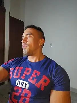 Stripchat Live Sex of jhay-crux