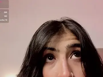 Stripchat Live Sex Cam of MAIILY_MOON_