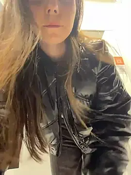 Stripchat Live Sex of Ttixmila