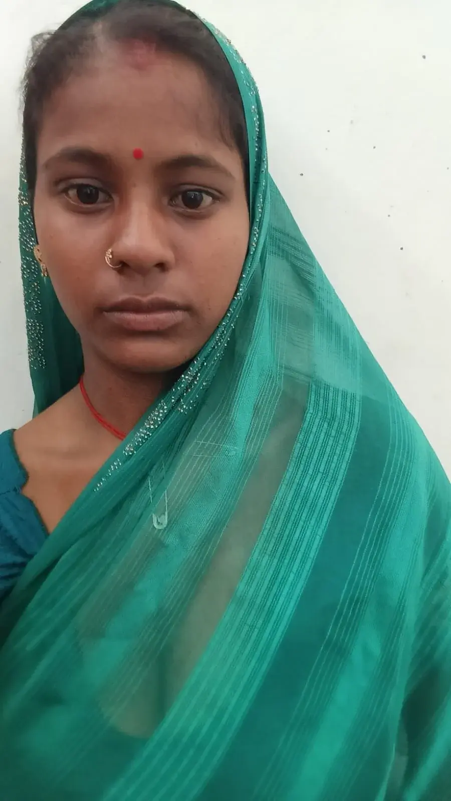 Hot_khusi753