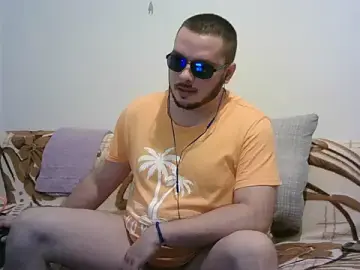 Stripchat Live Porn of WildBoar_69