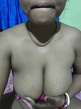Stripchat Nude Webcam of Yourmanu