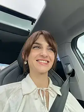 Stripchat Watch Live Sex Cams of -AngelAri-