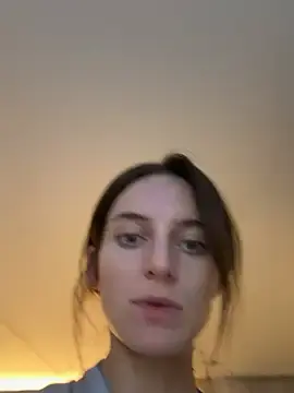 Stripchat Sex Cam of -AngelAri-