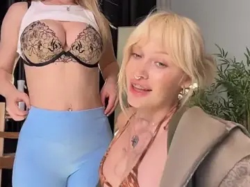 Stripchat Watch Live Sex Cams of Golden_Aline