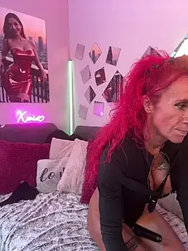 Stripchat Nude Webcam of Hotmilfhamburg1