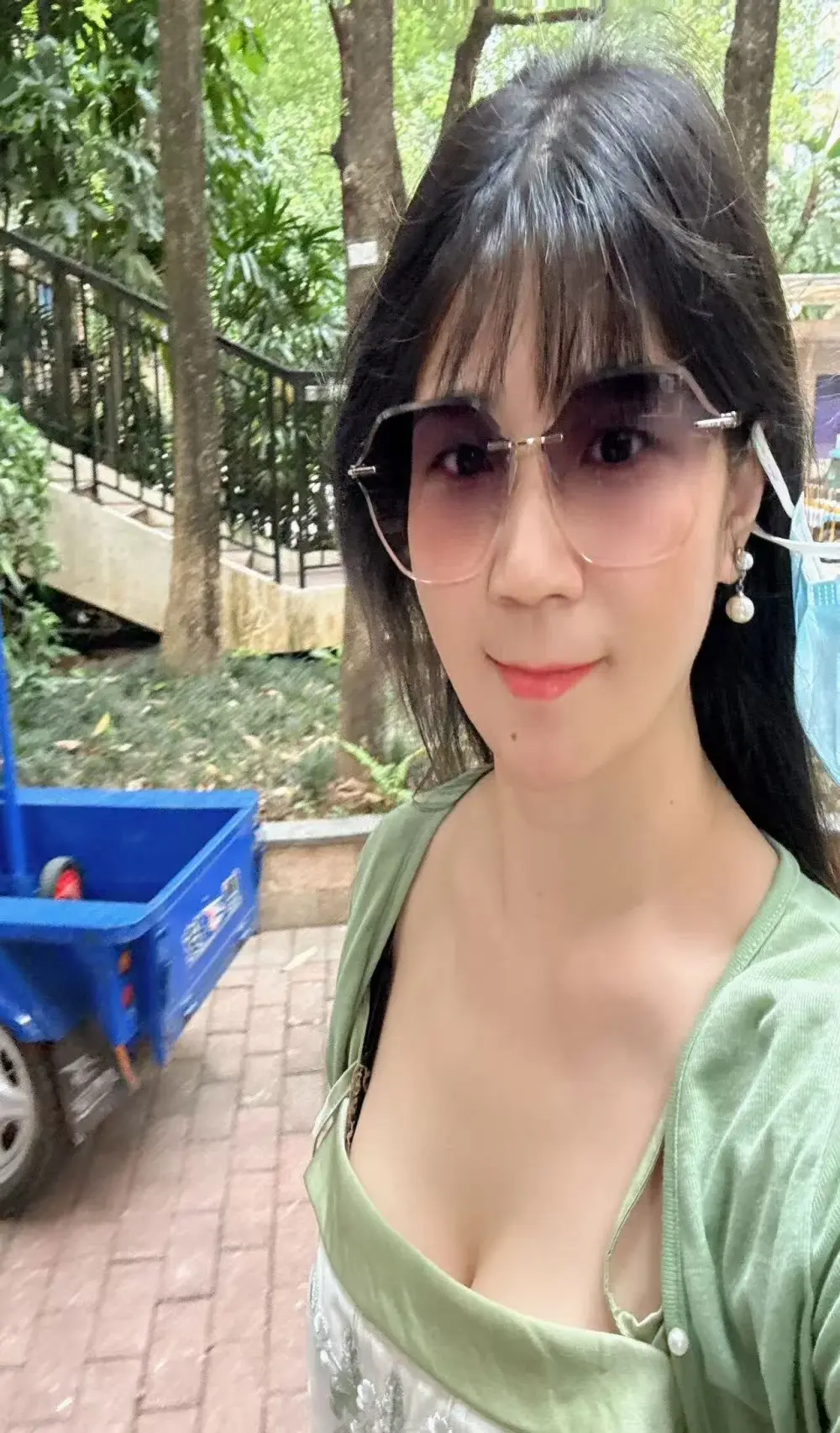 Miss_Lee996633