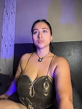 Stripchat Best live sex cam show of Valentinne_z