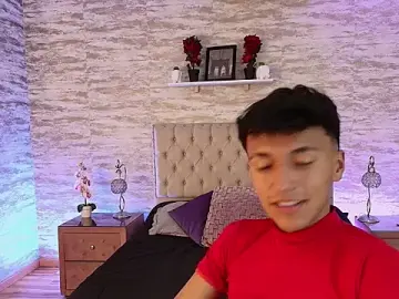 Stripchat Best Webcam of alex_santoss