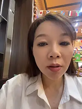 Stripchat Adult Webcam of si-si-love