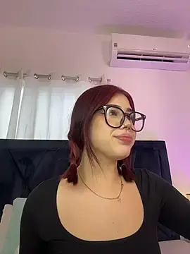 Stripchat Live Sex of Lily_Woodz