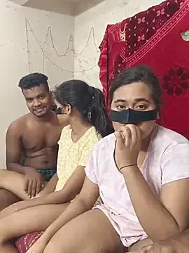 Stripchat Adult Webcam of PRIYA_KOLKATA