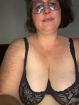 Stripchat Watch Live Sex Cams of bea_french_curvy