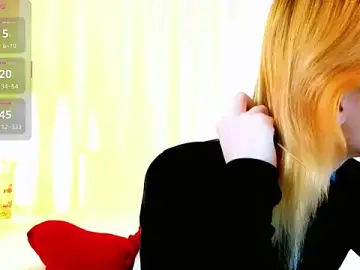 Stripchat Sex Chat of Kiara_Age