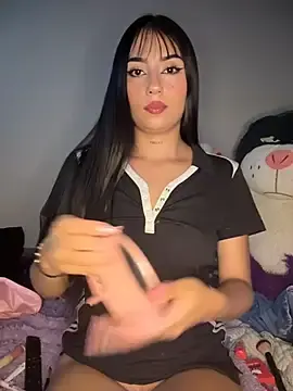 Stripchat Live Sex Cam of LilacNoir