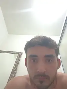 Stripchat Sex Cam of kevinsito1