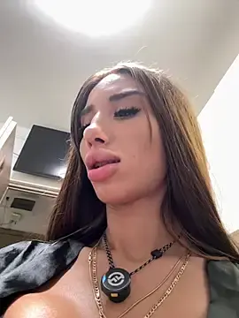 Stripchat Free Porn Cam of BlueEyes_BB