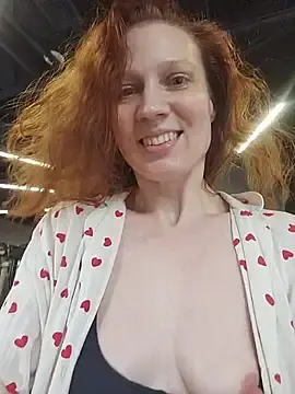 Stripchat Sex Cam of Exhibitionsplit