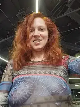 Stripchat Free Porn Cam of Exhibitionsplit