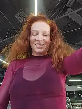 Stripchat Free Porn Cam of Exhibitionsplit