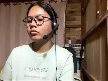 Stripchat Free Porn Cam of SalleyRoloff