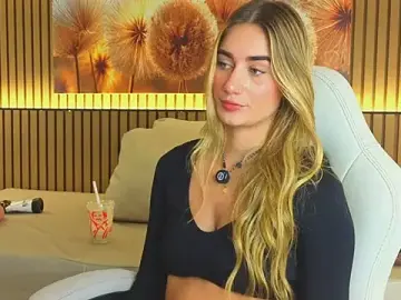 Stripchat Sex Cam of maryy_campbell_
