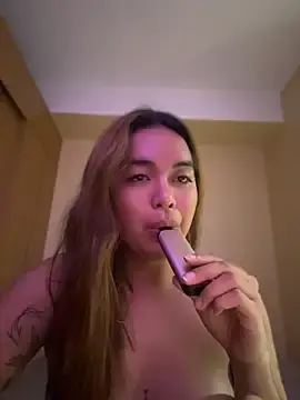 Stripchat Nude Webcam of urasianlady