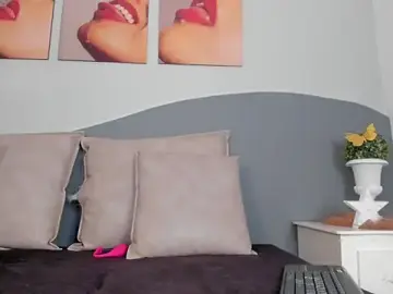 Stripchat Free Live Porn of CannelaSmith