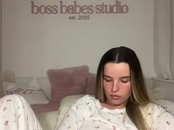 Stripchat Free Porn Cam of maisiesmithx
