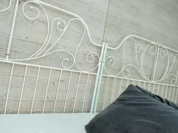 Stripchat Live Sex Cam of CarolBarker