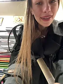 Stripchat Best Webcam of Olivia_Jemison